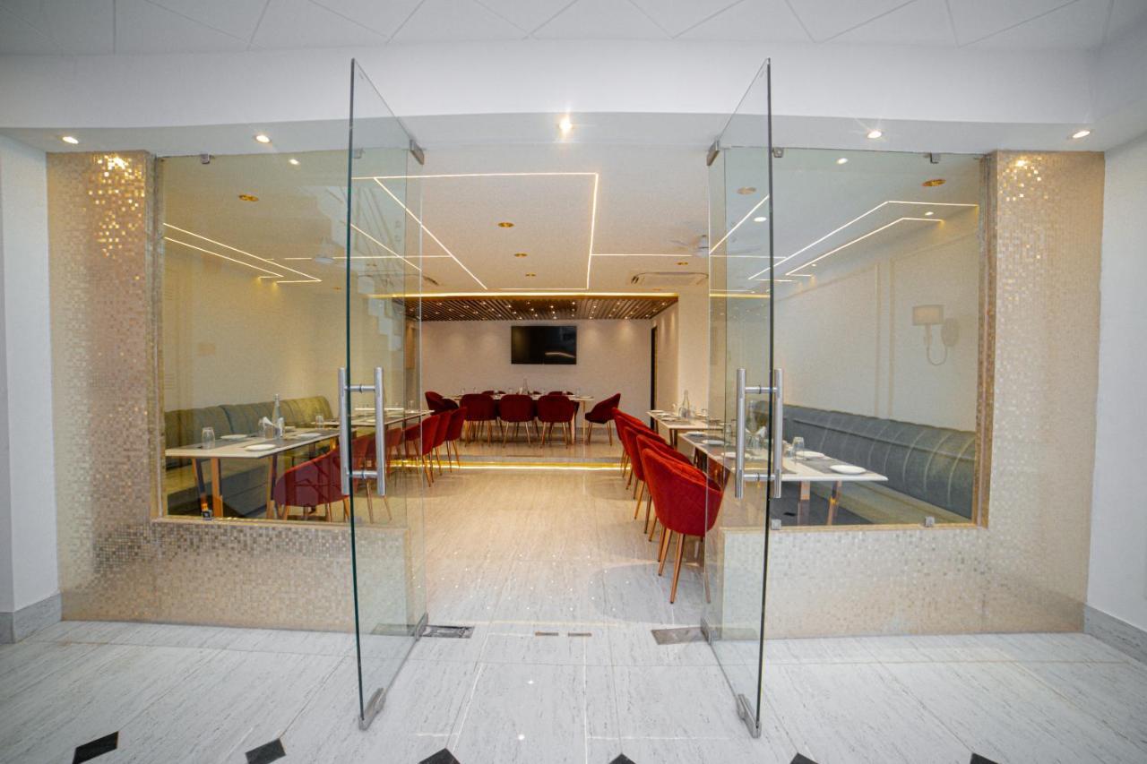 Pearl Courtyard Hotel Varanasi Eksteriør billede