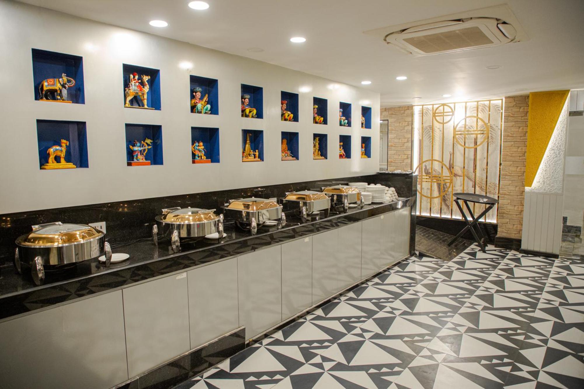 Pearl Courtyard Hotel Varanasi Eksteriør billede
