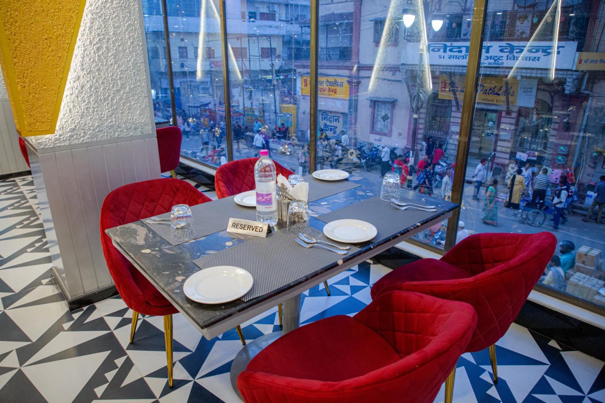 Pearl Courtyard Hotel Varanasi Eksteriør billede