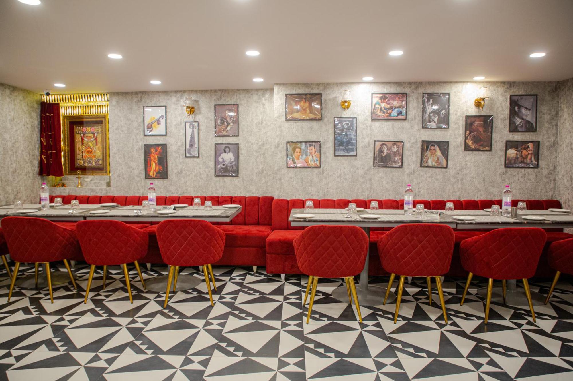 Pearl Courtyard Hotel Varanasi Eksteriør billede