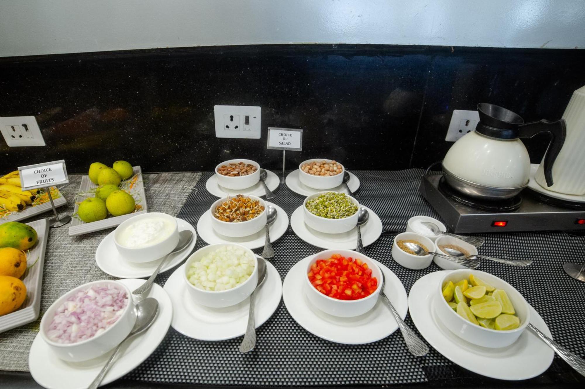 Pearl Courtyard Hotel Varanasi Eksteriør billede